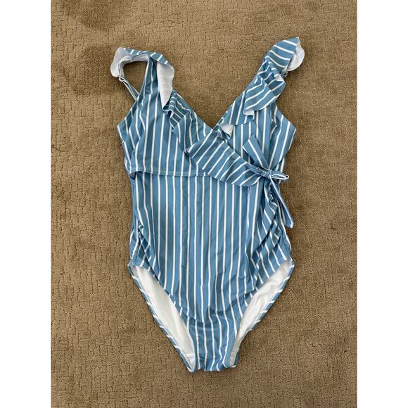 NWT Kindred Bravely Ruffle Wrap 1 Piece Nursing
Swimsuit Coastal Stripe Medium - Picture 2 of 7